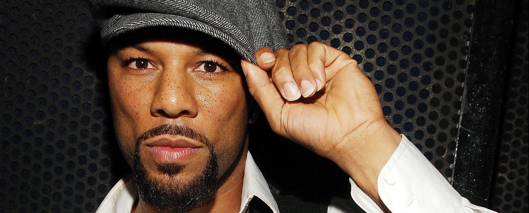 The Roots Host 3rd Annual Jam Session - Inside