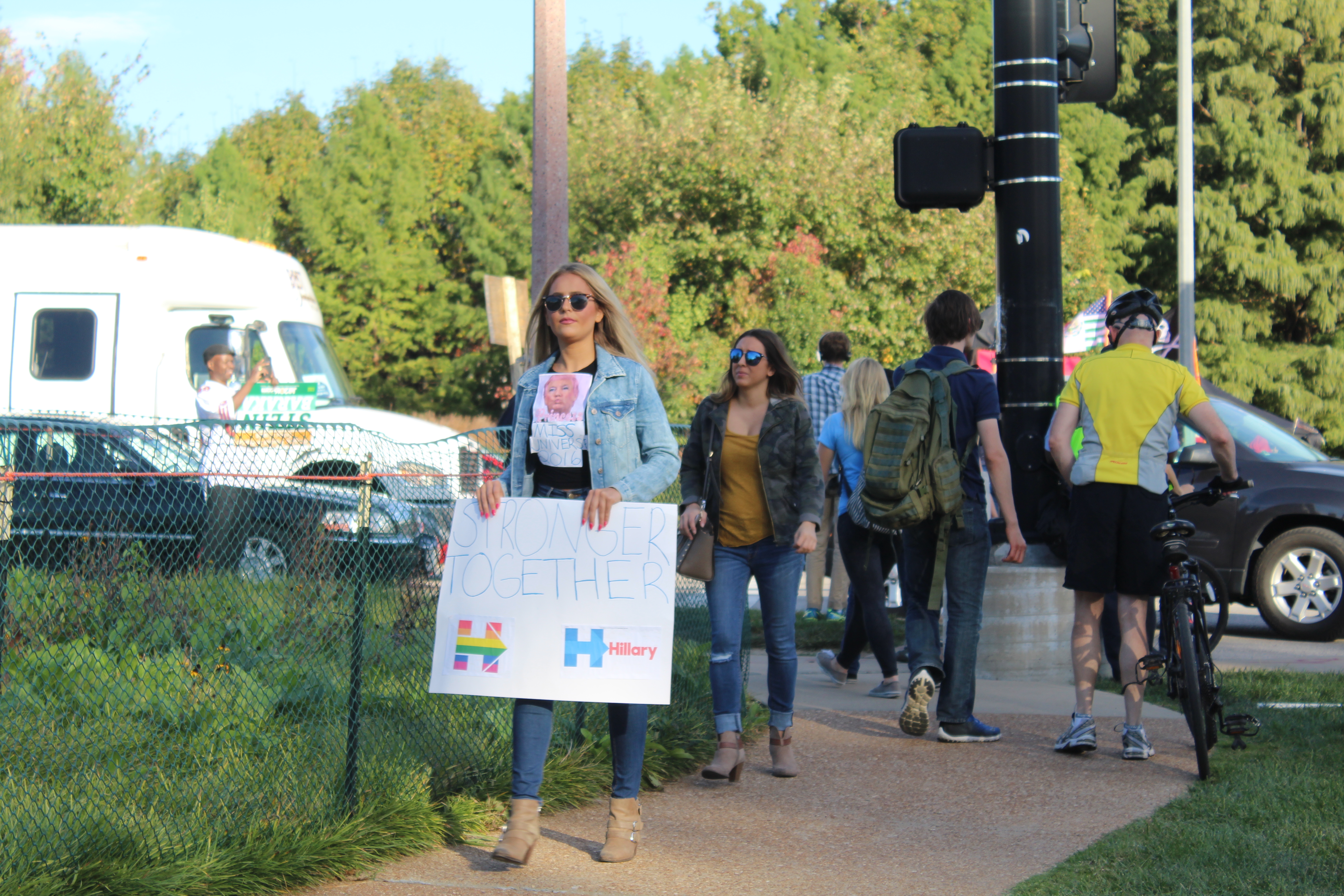 Debate in Saint Louis