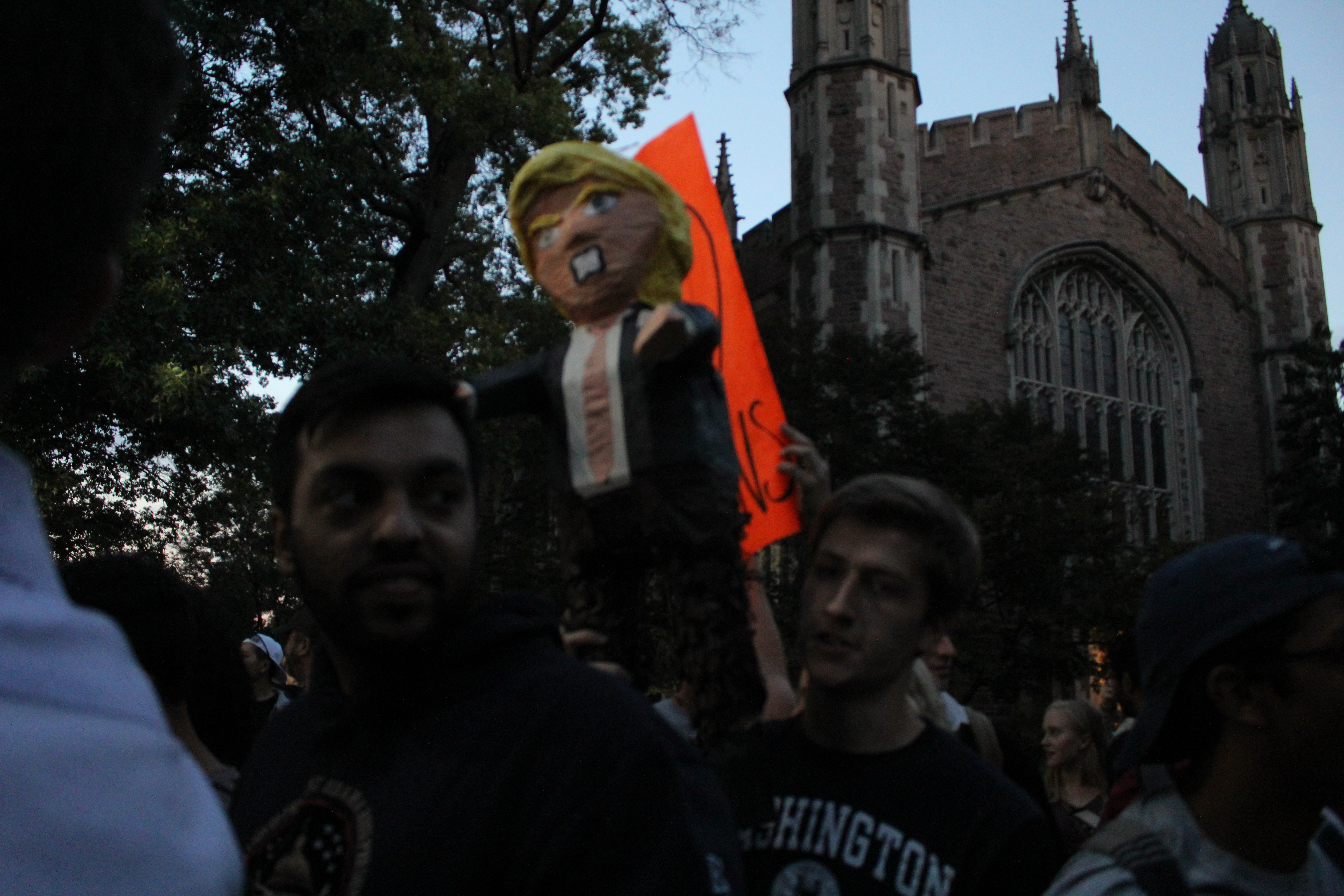 Debate in Saint Louis