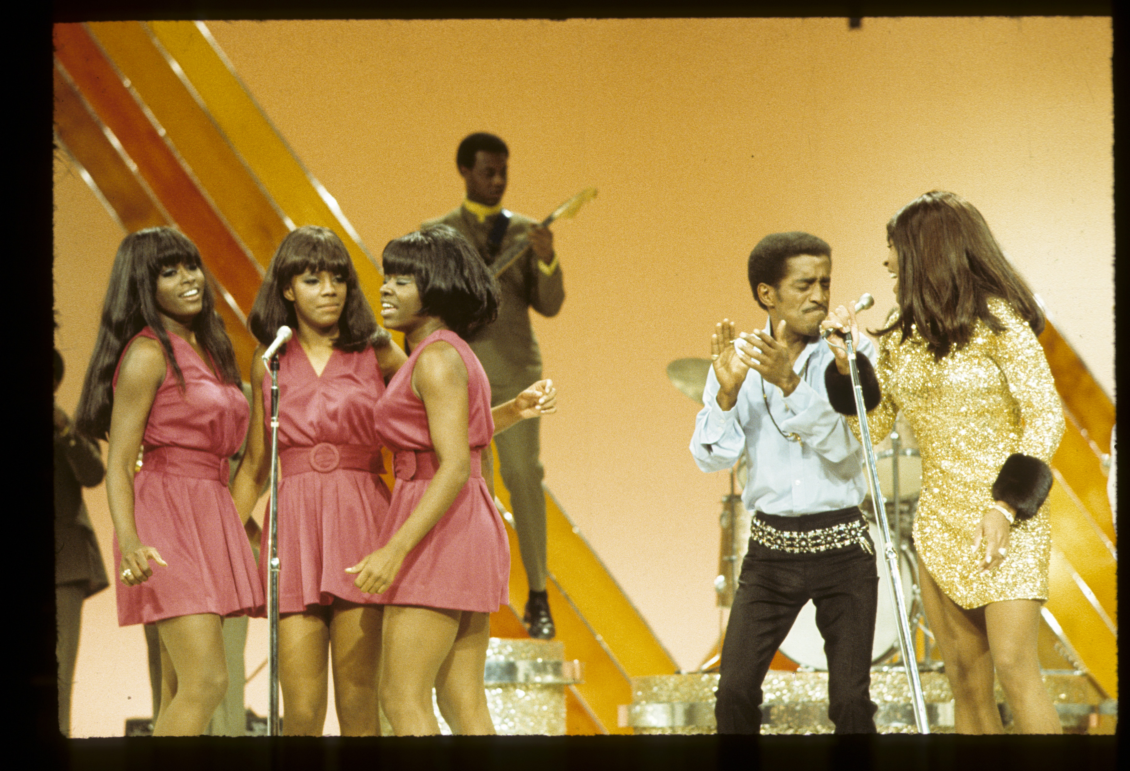 L-R: IKETTES;SAMMY DAVIS, JR.;TINA TURNER