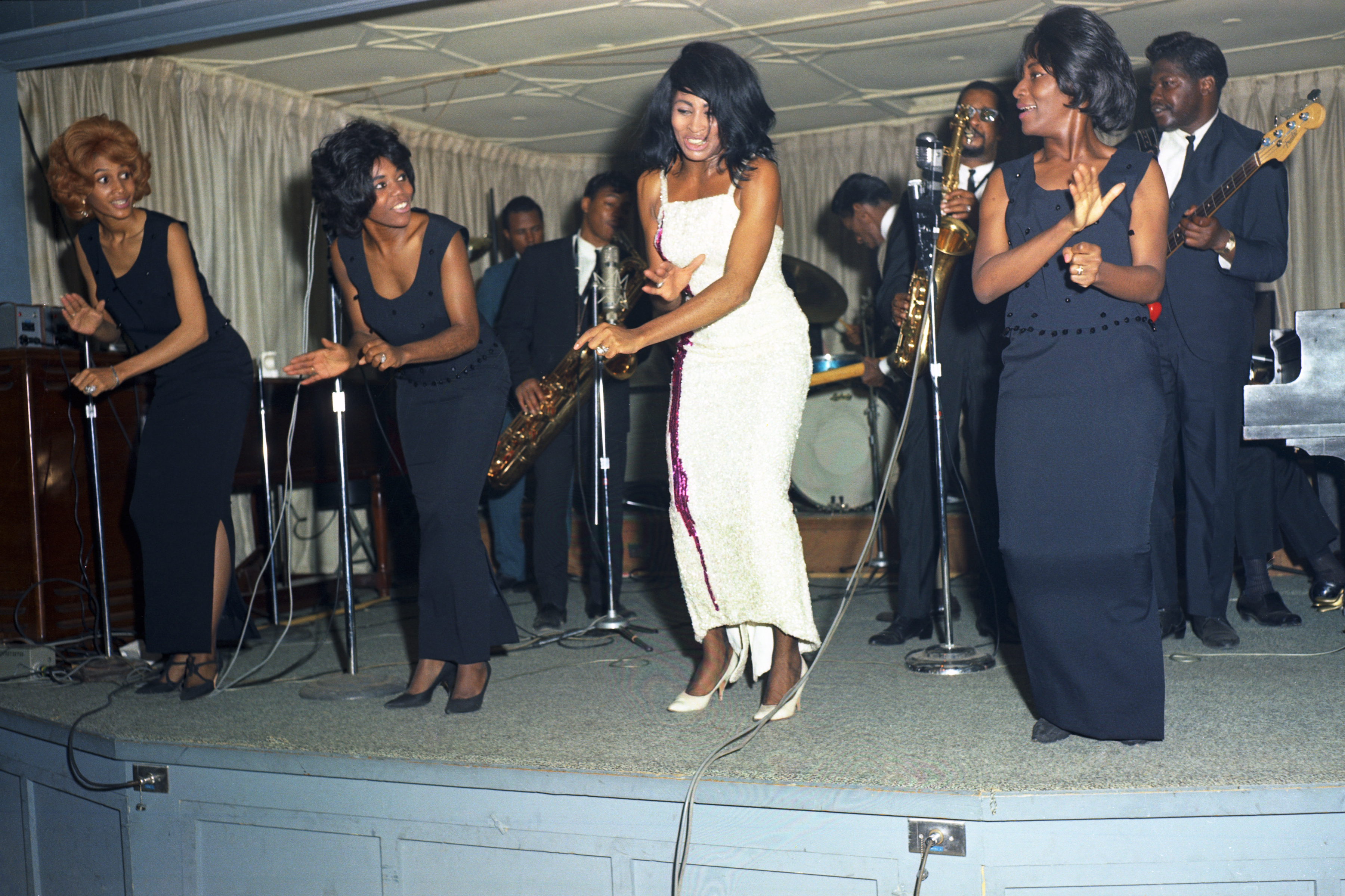 Ike & Tina Turner Revue Perform