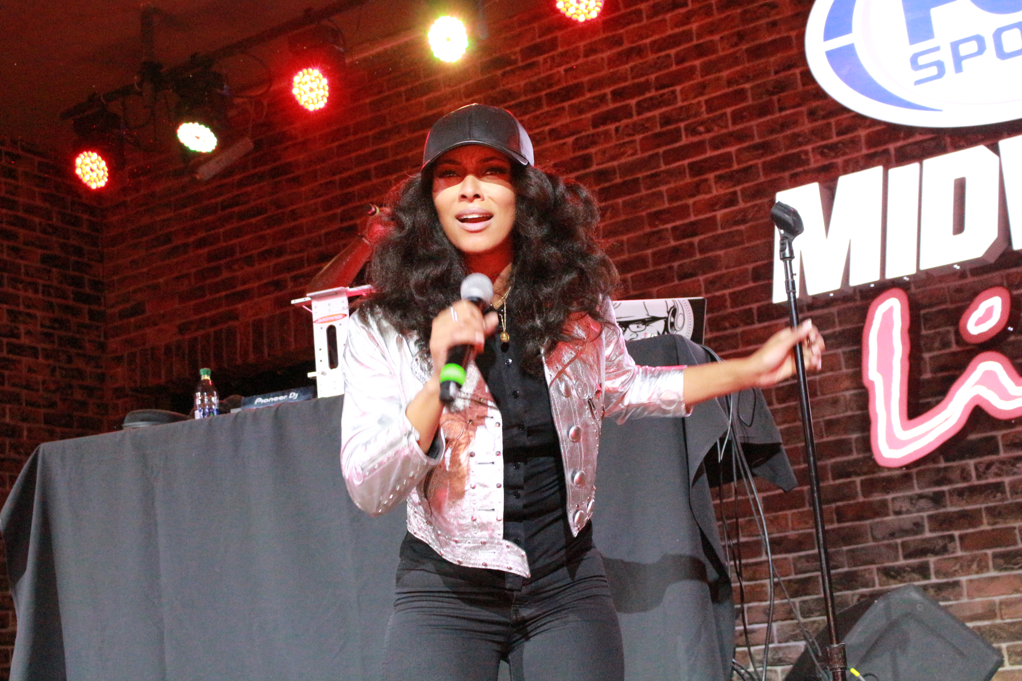 Keri Hilson At District Rhythms