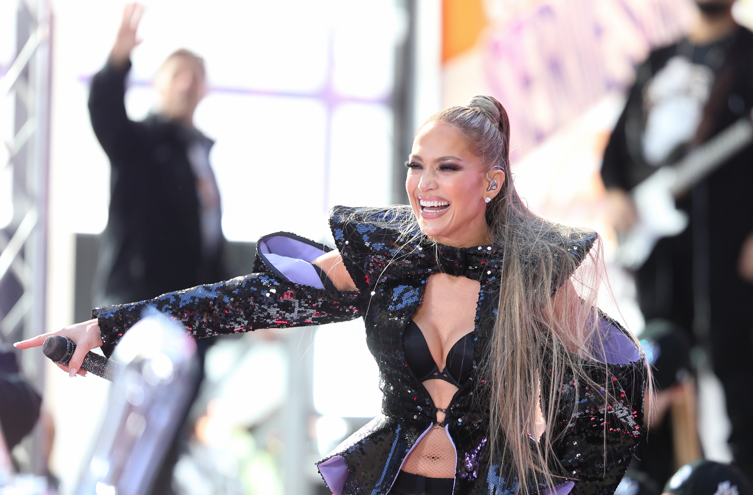 Jennifer Lopez performs on the Today Show